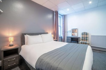 Free continental breakfast on weekends 