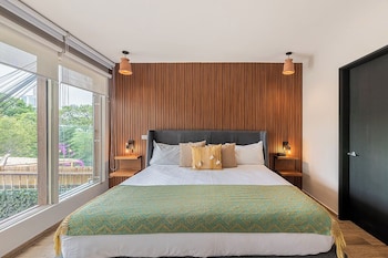 Standard Studio | 1 bedroom, iron/ironing board, free WiFi, bed sheets