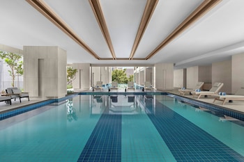 2 piscinas internas