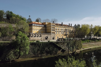 Indoor pool, seasonal outdoor pool, pool umbrellas, pool loungers