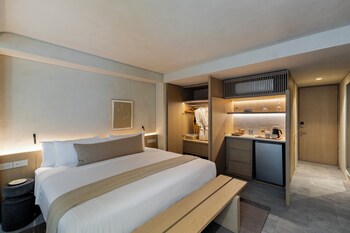 Studio Suite Superior, 1 giường cỡ king, ban công | Ban công