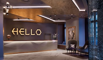 Desayuno buffet diario (EUR 23 por persona)