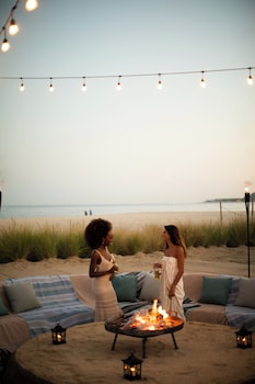 1 dormitorio, ropa de cama de alta calidad, edredones de plumas