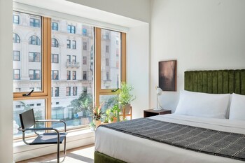 Piscina a la terrassa superior