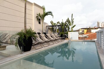 Suite, 1 King Bed | Premium bedding, down comforters, pillowtop beds, minibar