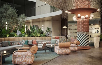 2 bars/lounges, lobby lounge, rooftop bar