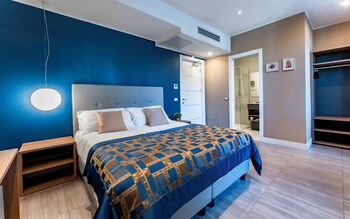 Standard Room | Premium bedding, in-room safe, desk, free WiFi