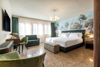 Bar (in der Unterkunft)