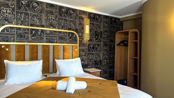 Romantic Double or Twin Room, Balcony, City View | Terrace/patio