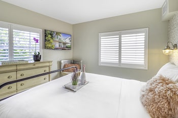 Surfing/boogie boarding