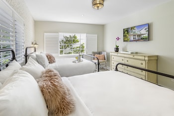 Surfing/boogie boarding