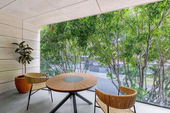 Apartemen Superior, balkon, pemandangan kota | Balkon