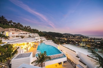 Indoor pool, outdoor pool, open 8:00 AM to 9:00 PM, pool umbrellas