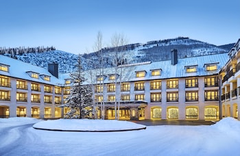 Outdoor pool, open 7:00 AM to 11:00 PM, pool umbrellas, sun loungers