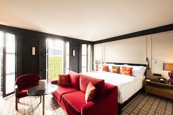 Large | Vue de la chambre