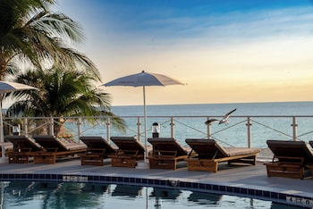 Minibar, in-room safe, iron/ironing board, free WiFi