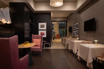 Room, 1 King Bed (Empire Skyview with Terrace) | Utsikt från rummet