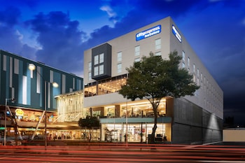 Free daily full breakfast