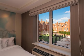 룸, 퀸사이즈침대 2개 | 객실 내 금고, 책상, 다리미/다리미판, 무료 유아용 침대