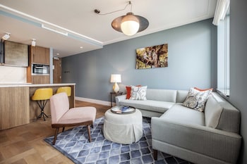 Desayuno de cocina local (EUR 15.50 por persona)