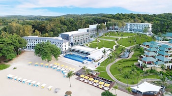 Outdoor pool, pool umbrellas, pool loungers