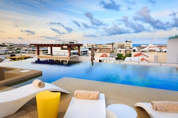 Outdoor pool, pool umbrellas, pool loungers