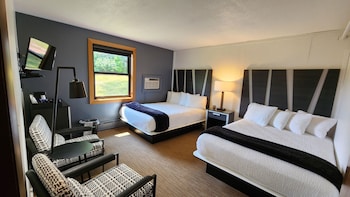 Elite Studio | 1 bedroom, individually decorated, free WiFi, bed sheets
