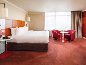 تقديم الإفطار والعشاء