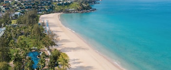 6 piscine all'aperto, ombrelloni da piscina, lettini