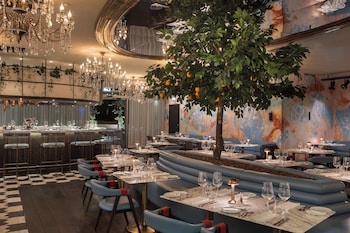 2 restaurants, breakfast, lunch, dinner served; Italian cuisine