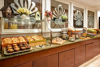 Daily buffet breakfast (USD 14.95 per person)