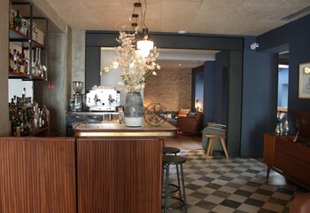 Bar (in der Unterkunft)