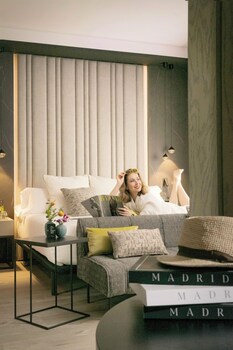 Suite junior (Alcalá) | 1 habitación, ropa de cama hipoalergénica y edredón