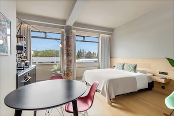 Comfort Double Room | Blackout drapes, iron/ironing board, free WiFi, bed sheets