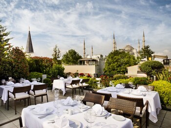 2 restaurants, breakfast, lunch, dinner served; Turkish cuisine