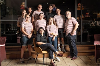 Habitación Club, para no fumadores | Decoración personalizada, muebles diferentes y escritorio