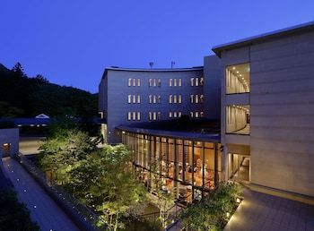 Lobby-Lounge