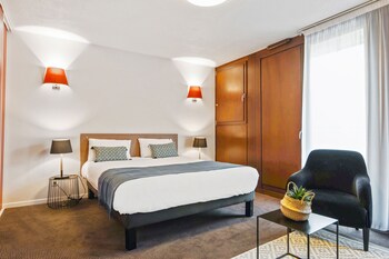 Dagelijks ontbijtbuffet (EUR 13.9 per persoon)