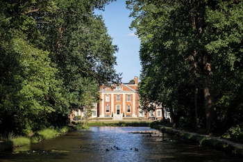 Déjeuner, dßner et souper servis sur place