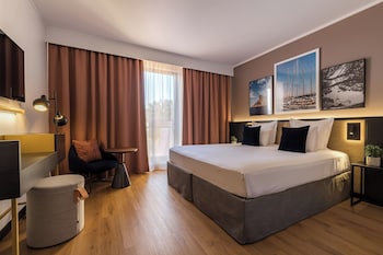 Sauna, Whirlpool, Dampfbad, 2 Behandlungsräume, Massageanwendungen