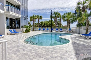 Condo, 3 Bedrooms, Ocean View | Living area
