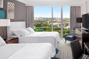 Dinner served, alfresco dining