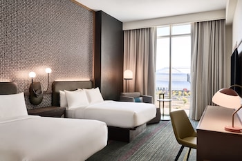 Se sirven desayunos, comidas y cenas