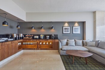 Kolam renang outdoor