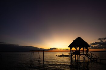 Tina de hidromasaje al aire libre