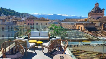 Chambre Triple, balcon | Vue sur la ville