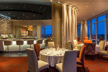 Pintu masuk interior