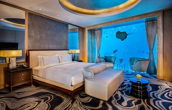 Suite, 2 Bedrooms (Poseidon Underwater) | Bathroom