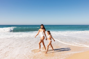 Beachfront Residence | Hochwertige Bettwaren, Pillowtop-Betten, Minibar, Zimmersafe