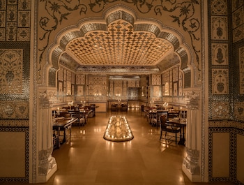 Outdoor pool, open 7 AM to 8 PM, pool umbrellas, pool loungers